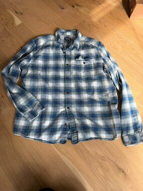 Patagonia Men's Blue Plaid Flannel Shirt XL